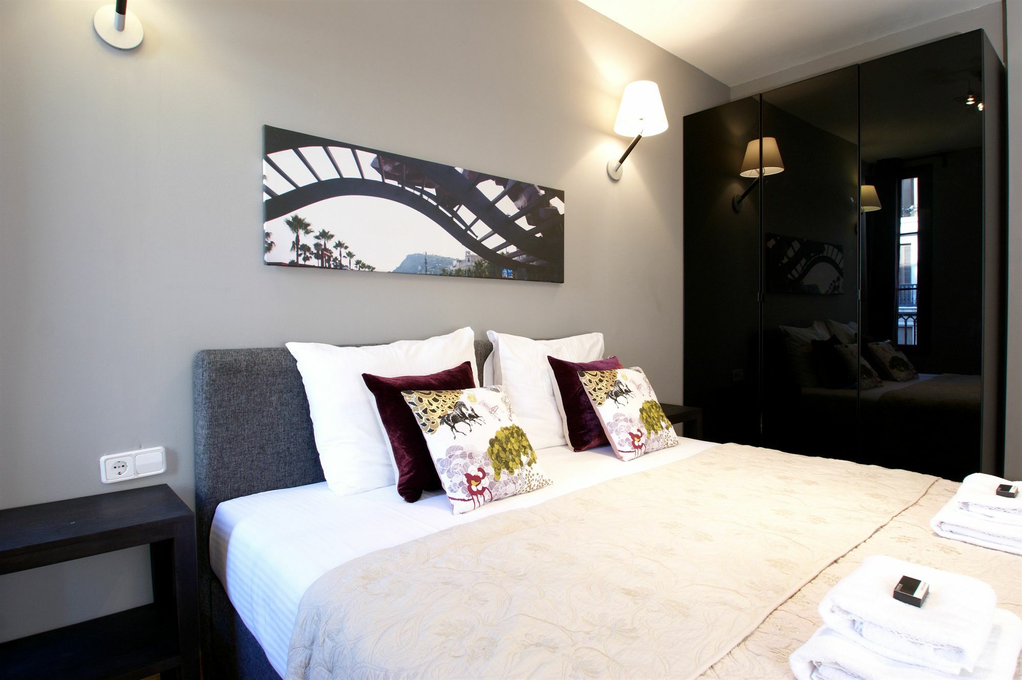 Short Stay Group Paseo De Gracia Serviced Apartments Barcelona Exterior foto